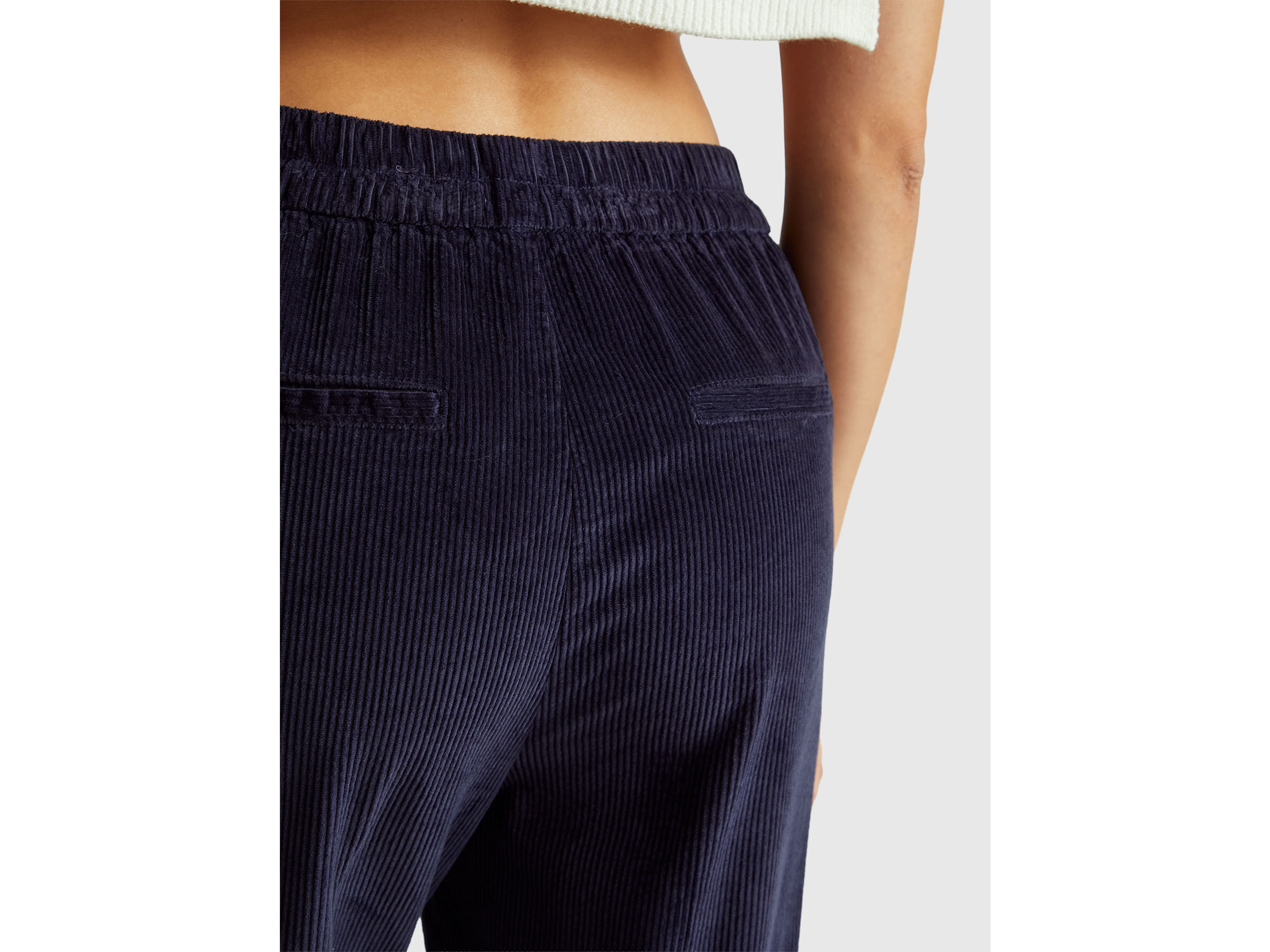 TROUSERS Women image number 4